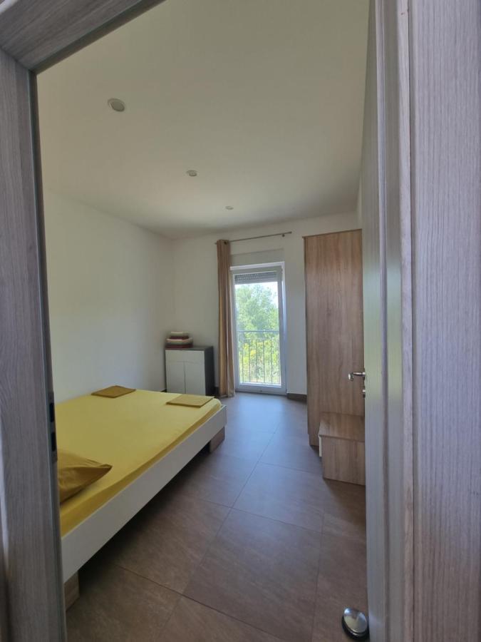 Apartmani Jozic Seline ภายนอก รูปภาพ
