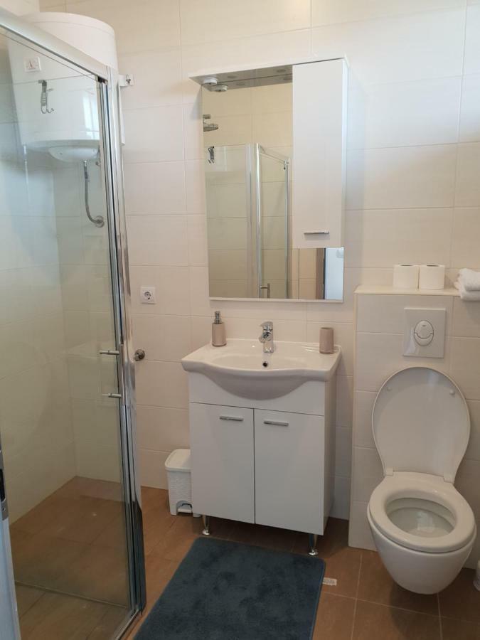 Apartmani Jozic Seline ภายนอก รูปภาพ