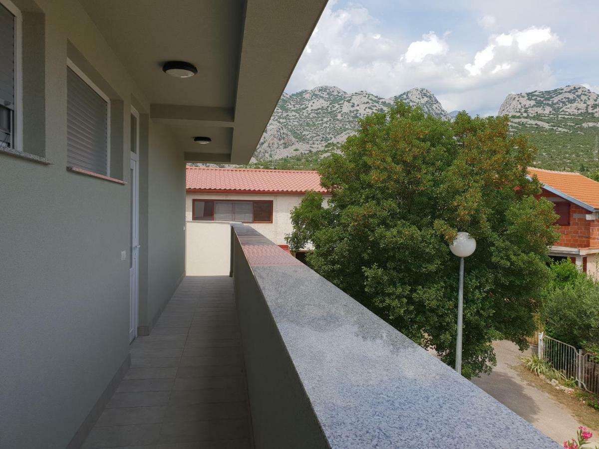 Apartmani Jozic Seline ภายนอก รูปภาพ