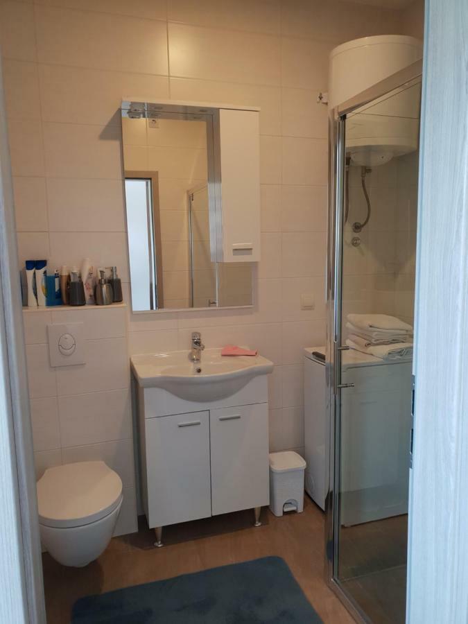 Apartmani Jozic Seline ภายนอก รูปภาพ