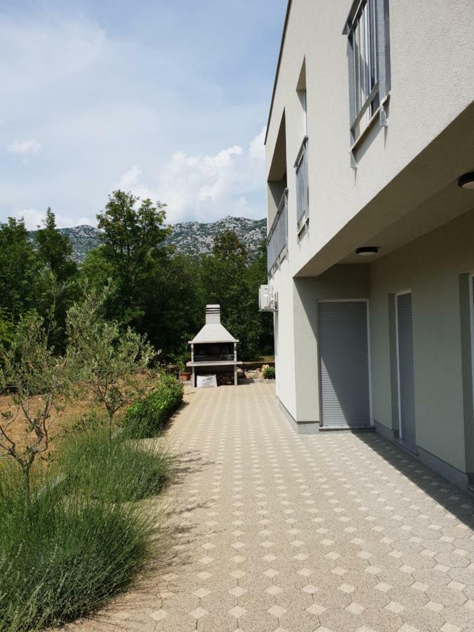 Apartmani Jozic Seline ภายนอก รูปภาพ