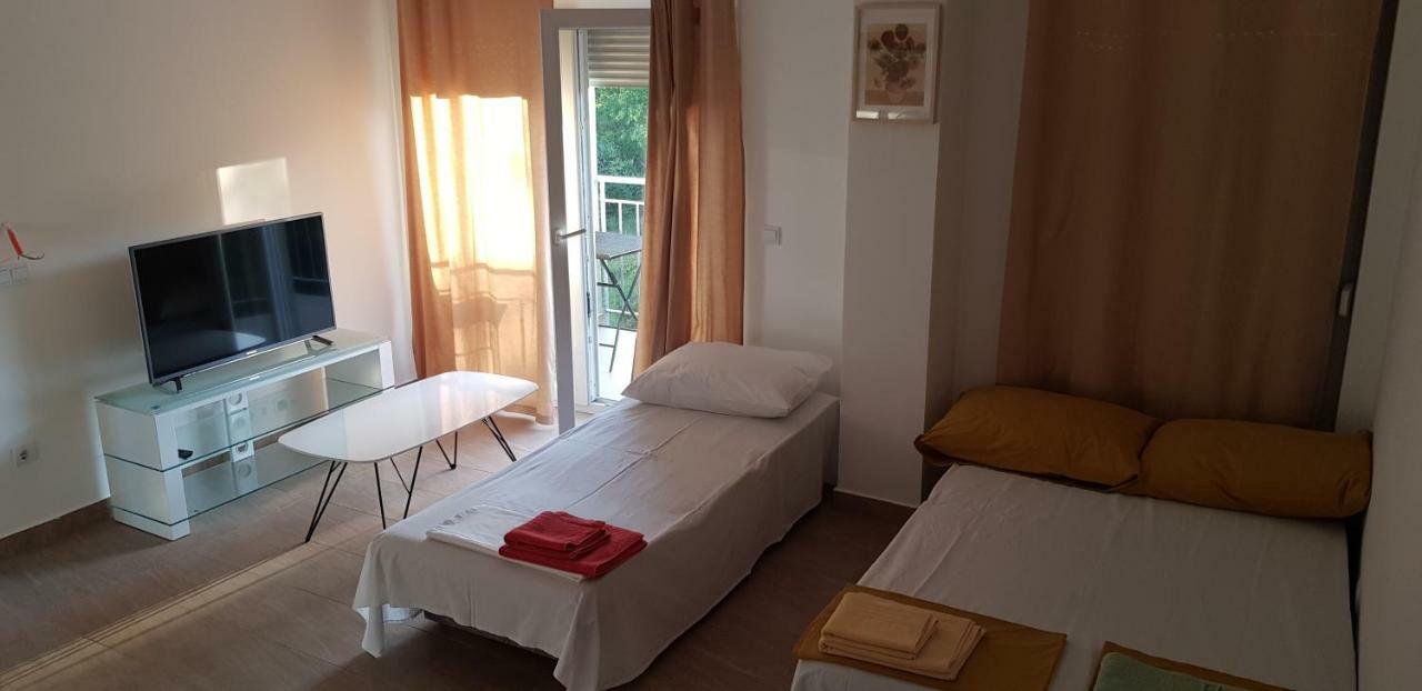 Apartmani Jozic Seline ภายนอก รูปภาพ
